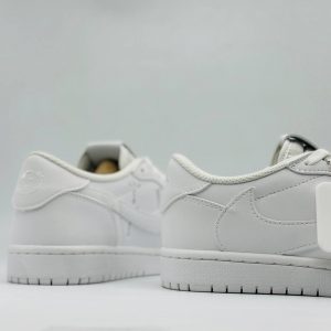 Кроссовки Nike Air Jordan 1 low x Travis Scott 