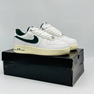 Кроссовки Nike Air Force 1