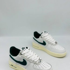 Кроссовки Nike Air Force 1