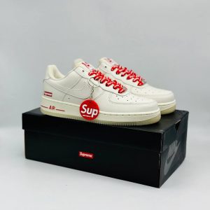 Кроссовки Nike Air Force 1 Low Supreme