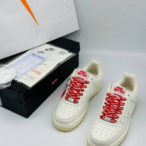 Кроссовки Nike Air Force 1 Low Supreme