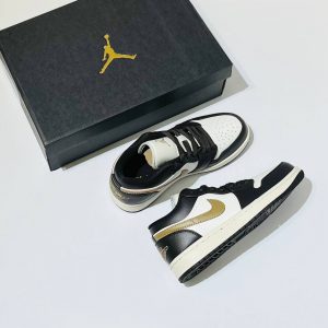 Кроссовки Nike Air Jordan 1 Low