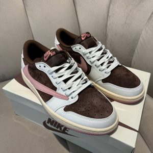 Кроссовки Nike Air Jordan 1 Low Travis Scott