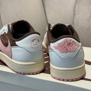 Кроссовки Nike Air Jordan 1 Low Travis Scott