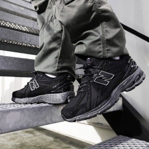 Кроссовки New Balance 1906