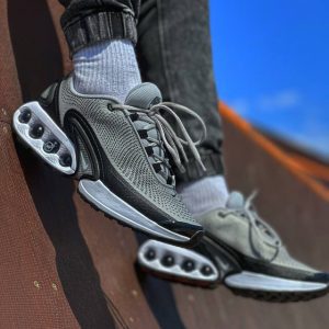 Кроссовки Nike Air Max DN