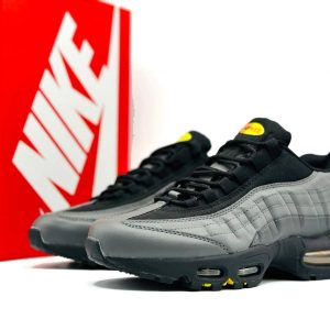 Кроссовки Nike Air Max