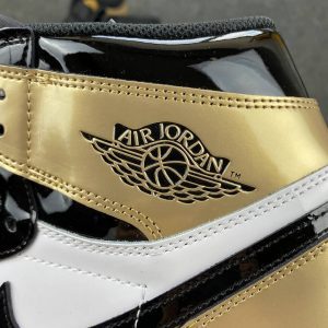 Кроссовки Nike Air Jordan 1 Retro High Og Nrg 'Gold Toe'