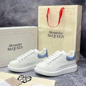 Кроссовки женские Alexander McQueen