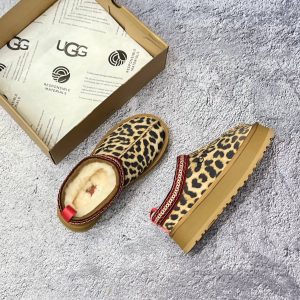 Сабо женские Ugg Tazz