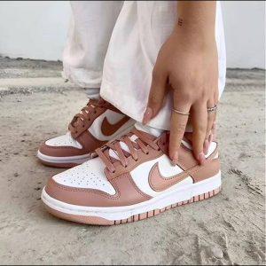 Кроссовки Nike Dunk Low