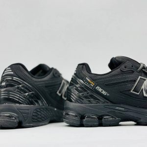 Кроссовки New Balance 1906