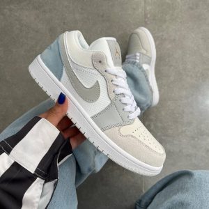 Кроссовки Nike Air Jordan 1