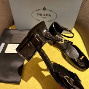 Туфли женские Prada