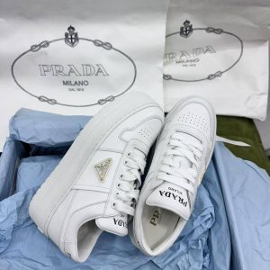 Кроссовки  Prada