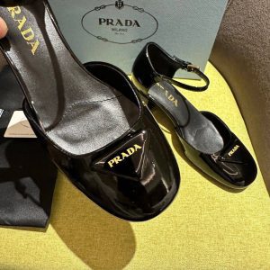 Туфли женские Prada