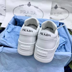 Кроссовки  Prada