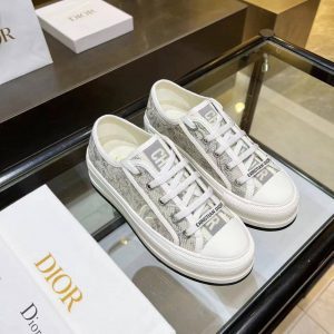 Сникеры женские Dior