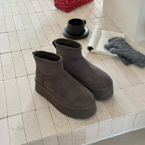 Ботинки UGG