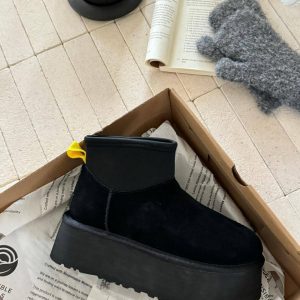 Ботинки UGG