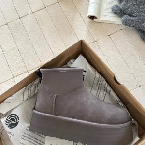 Ботинки UGG